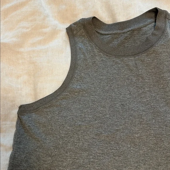 Vuori Gray Energy Tank Top - Picture 3 of 5